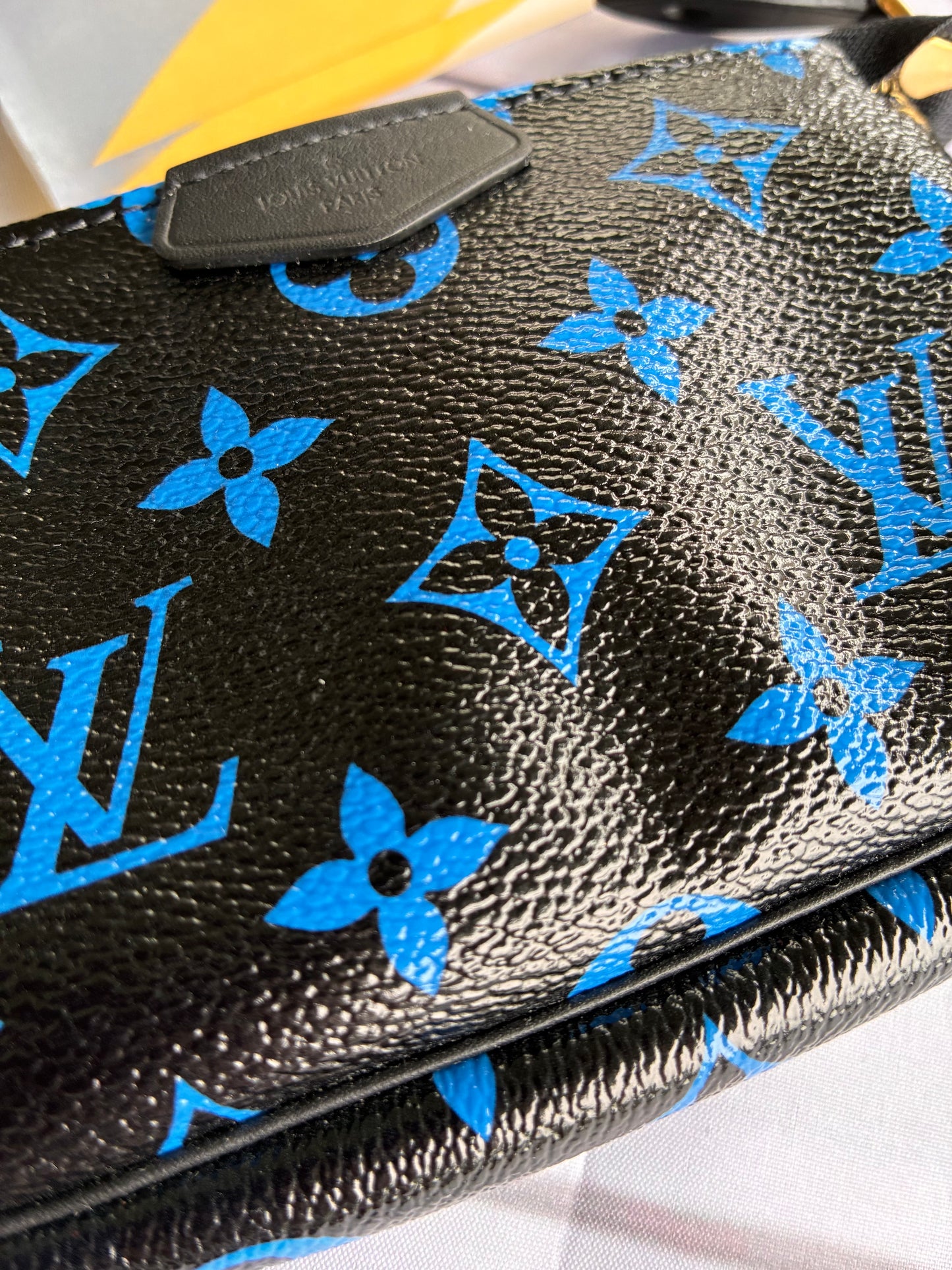 Mini Pochette Blue Monogram