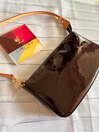 Pochette Vernis