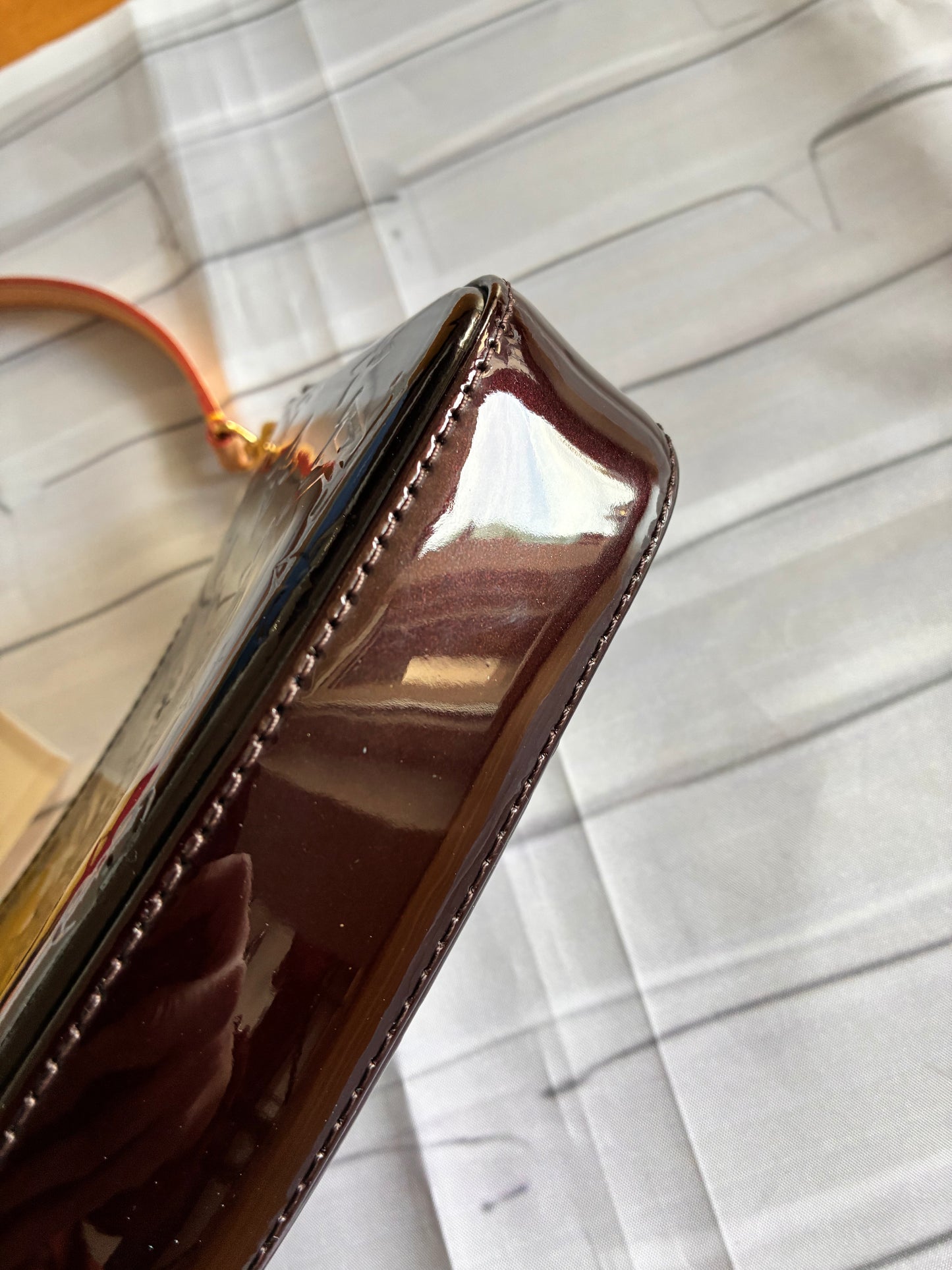 Pochette Vernis