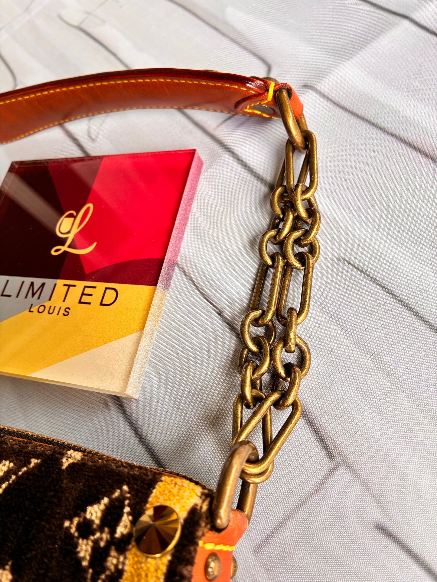 Pochette Trompe l oeil