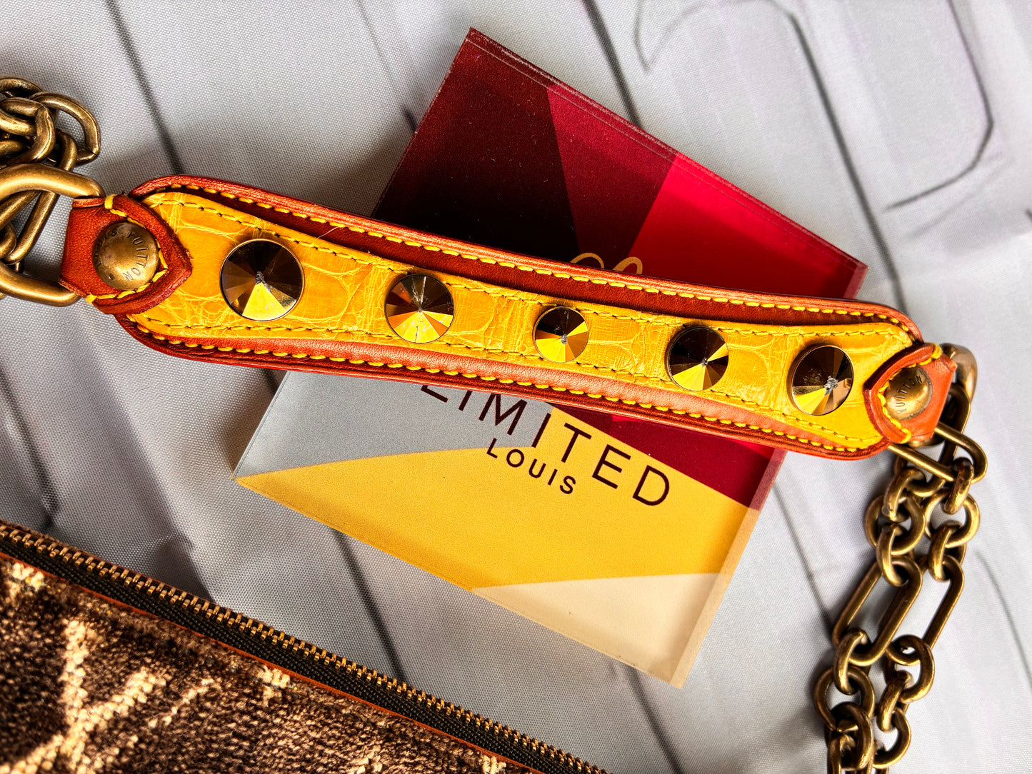 Pochette Trompe l oeil