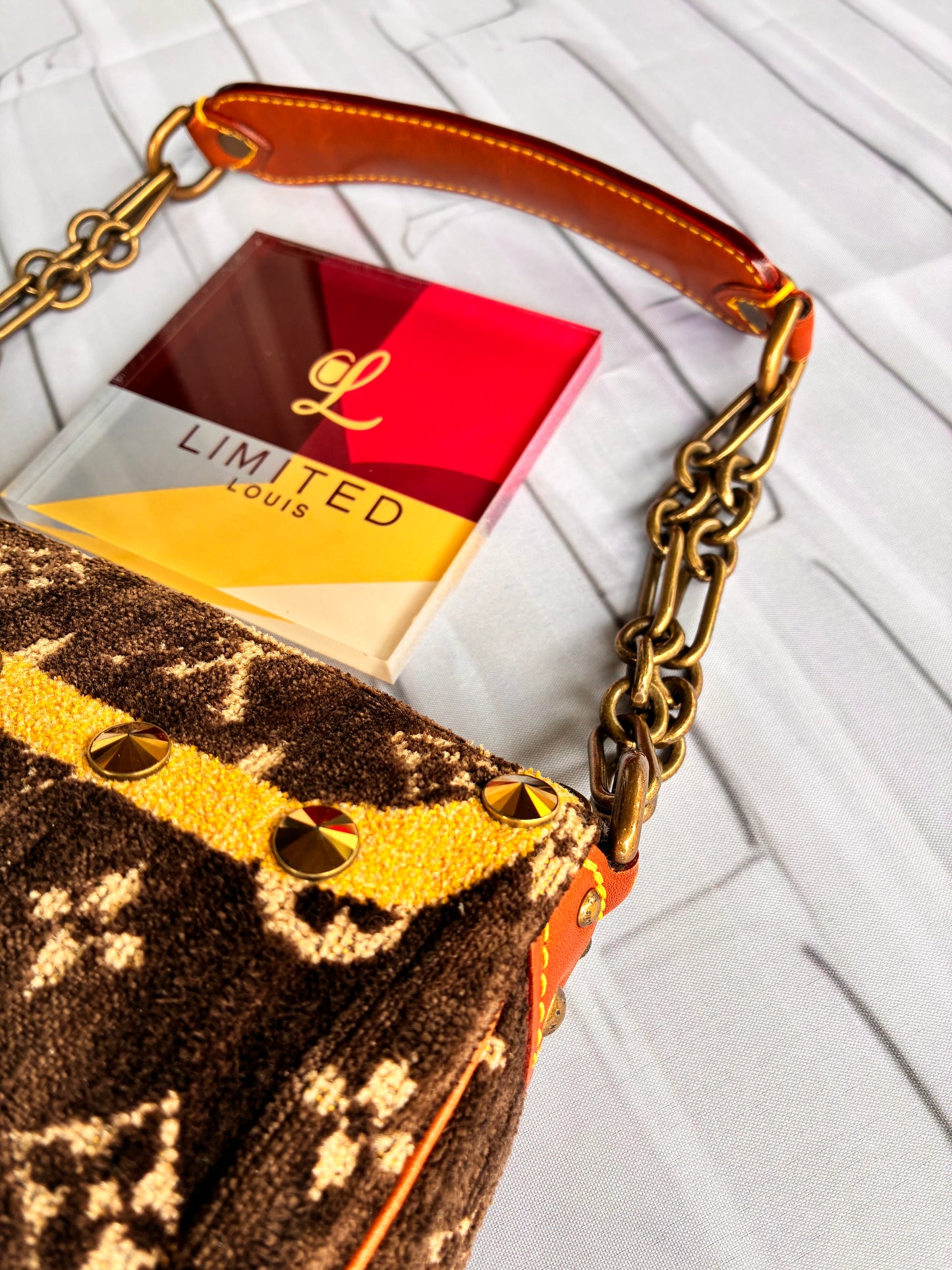 Pochette Trompe l oeil