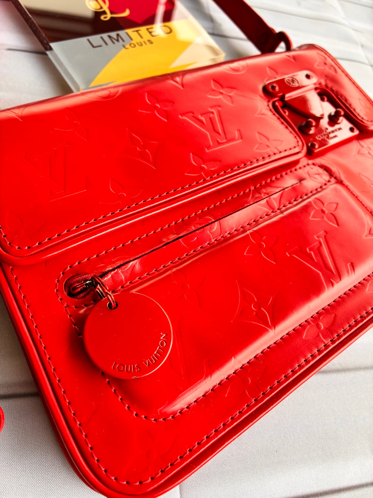 Pochette Op Art Rouge