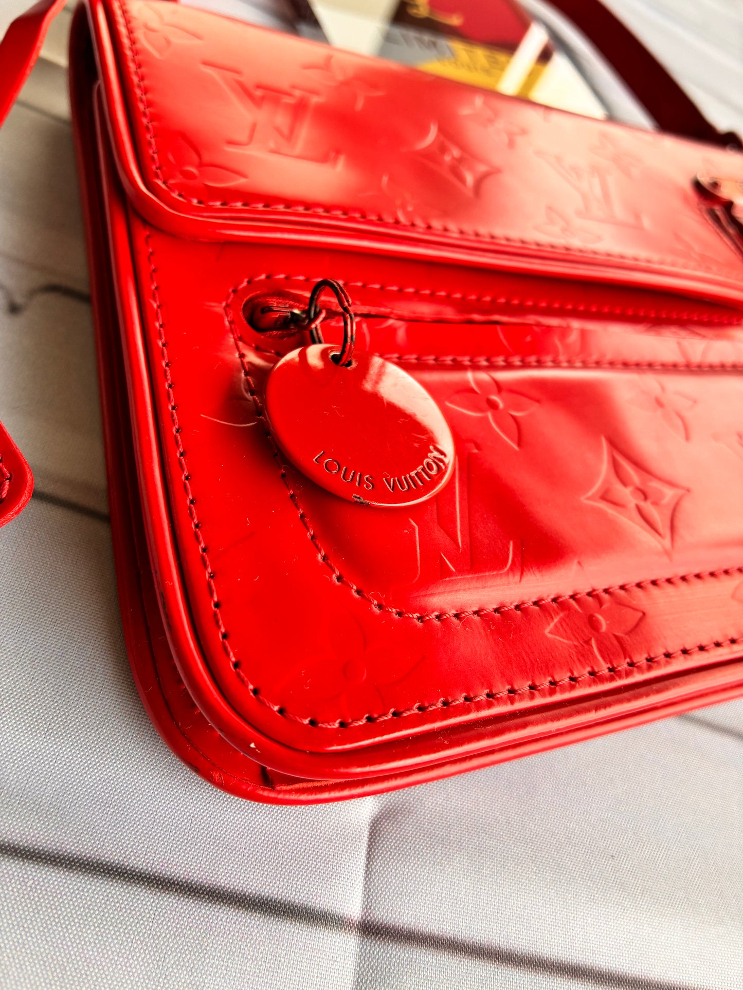 Pochette Op Art Rouge
