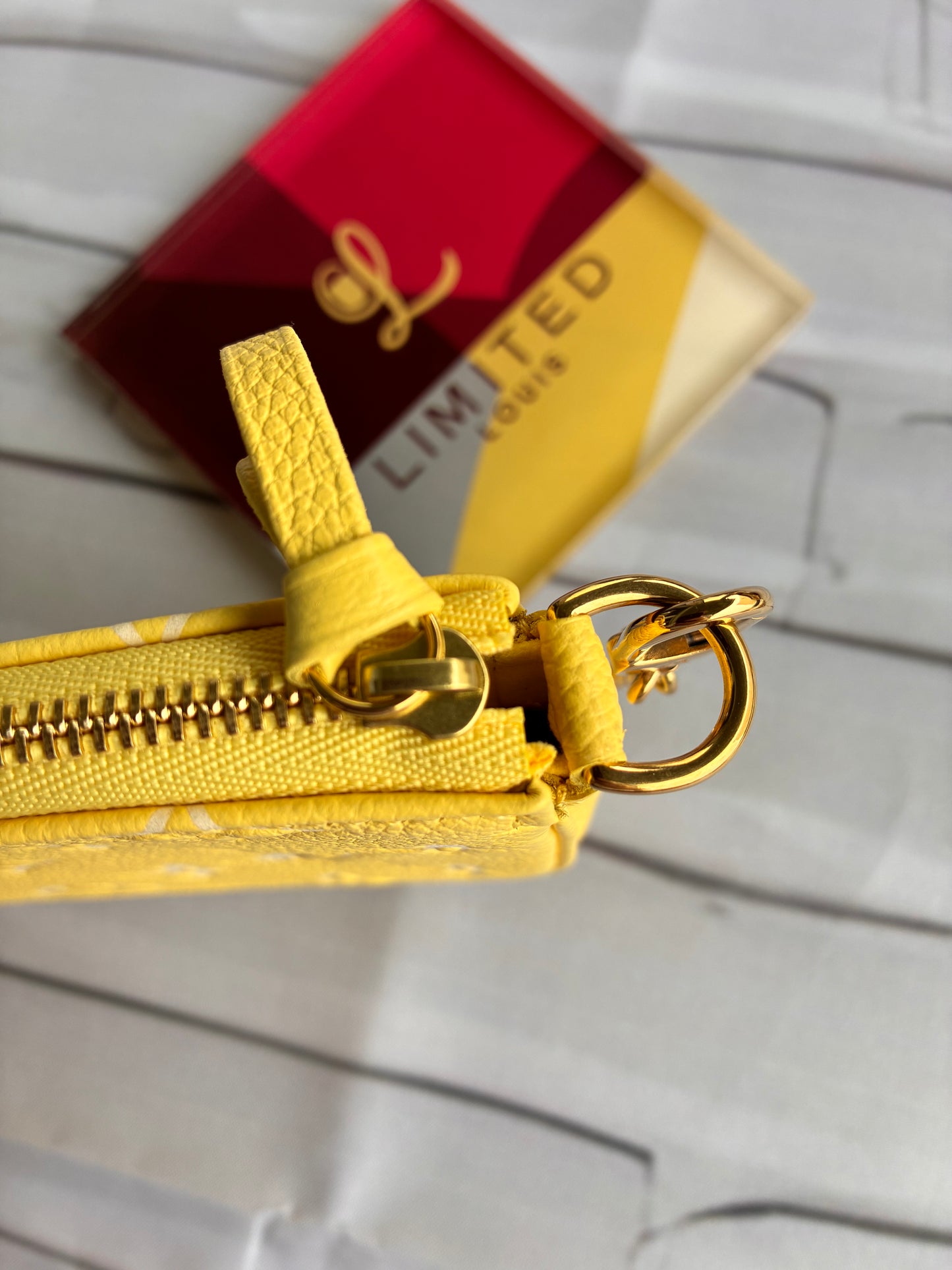 Mini Pochette Empreinte lemon