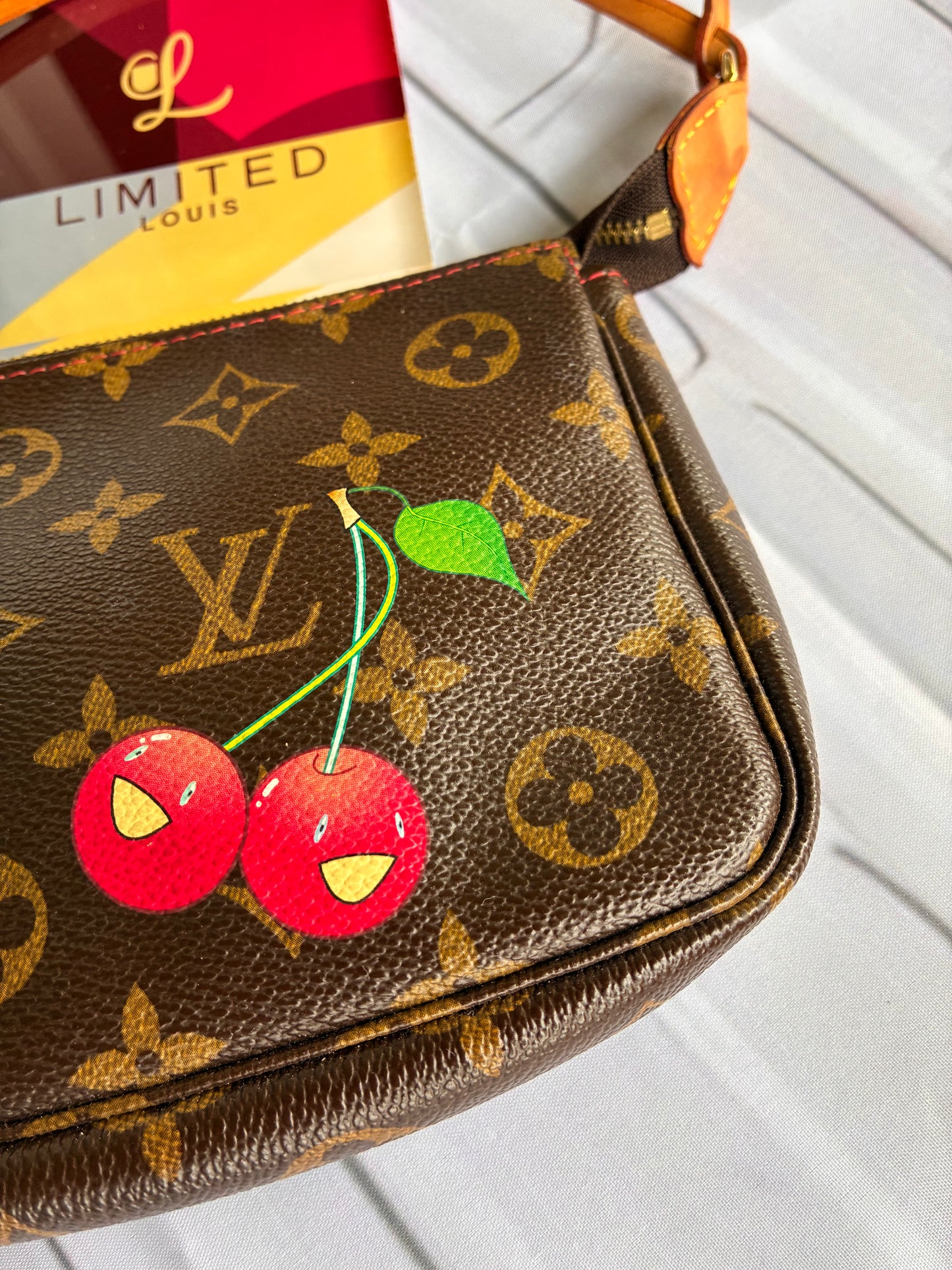 Pochette Cerises