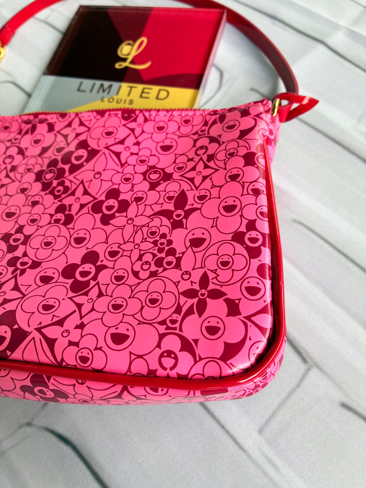 Pochette Cosmic Blossom