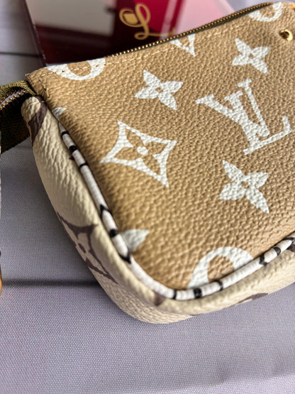 Mikropochette Giant Khaki