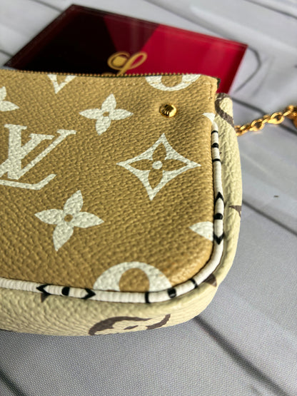 Mikropochette Giant Khaki