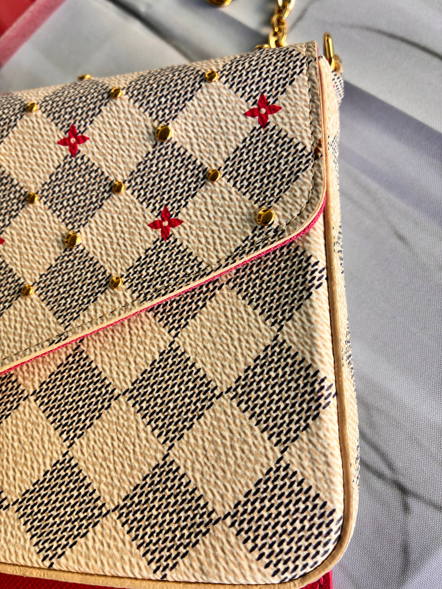 Felicie Damier Azur Studs