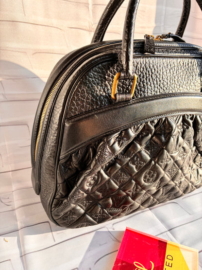 Mitzi Vienna schwarz