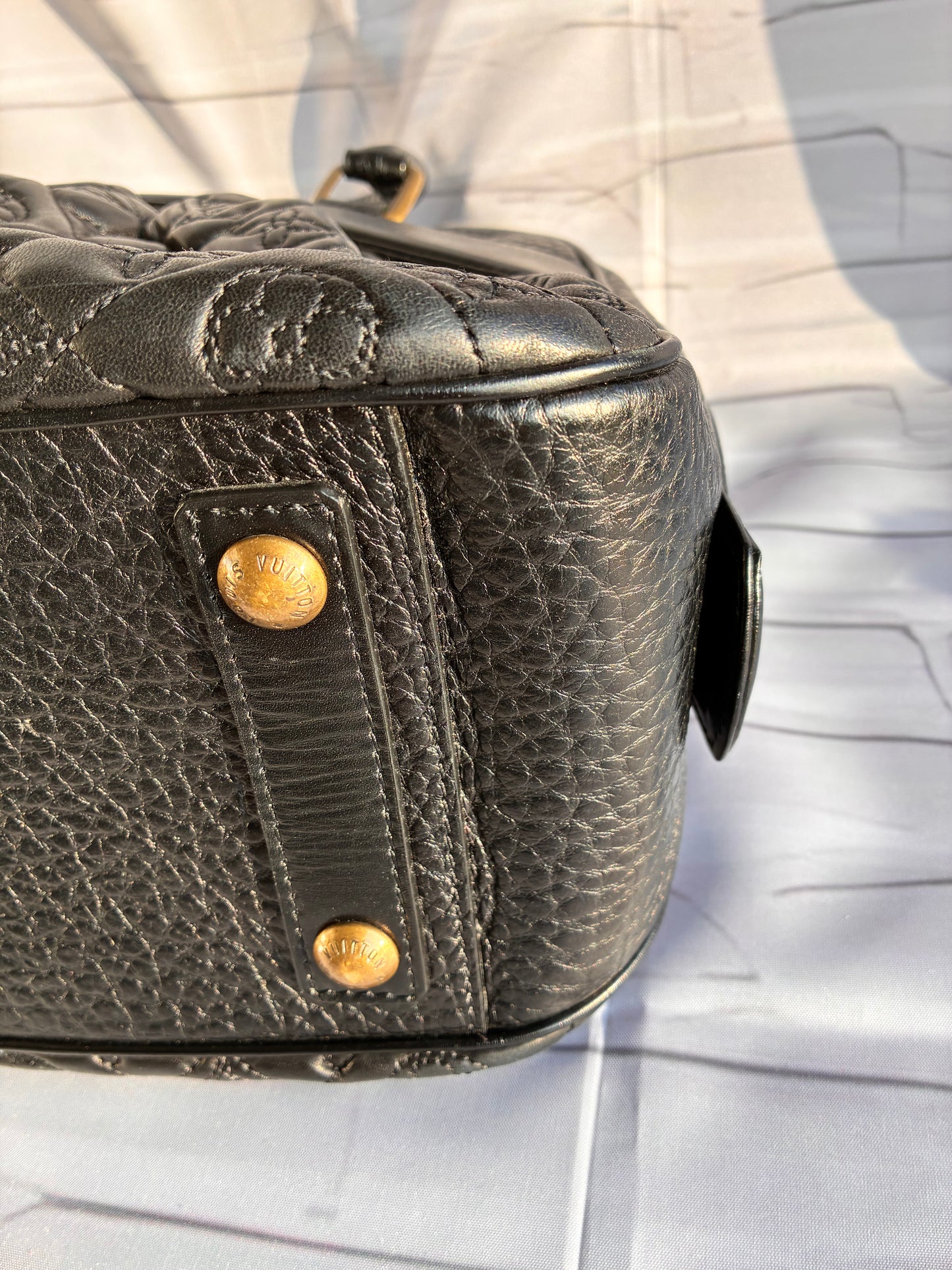 Mitzi Vienna schwarz