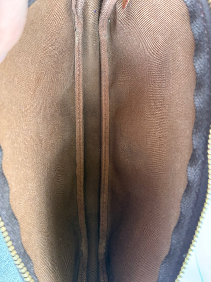 Pochette Graffiti grün