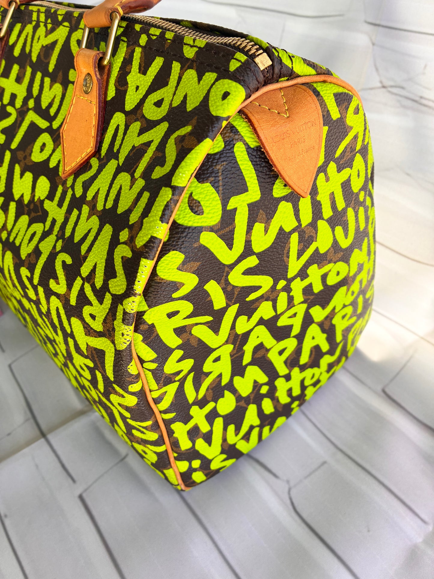 Speedy Graffiti grün