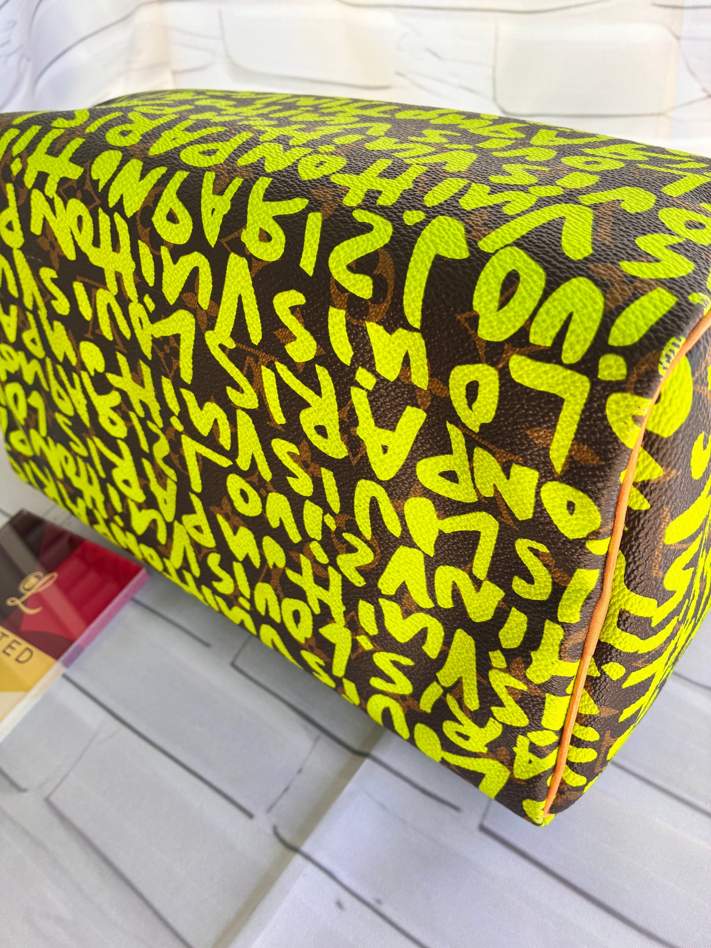 Speedy Graffiti grün